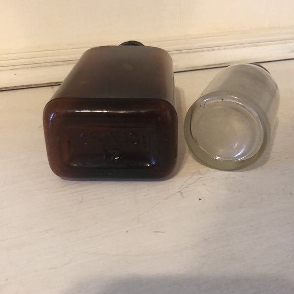 Antique Brown Glass NORWICH Pharmacy Medicine Apothecary Bottle & Clear Bottle - Picture 6 of 9